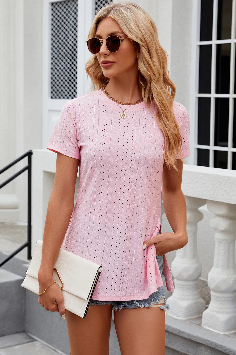 Solid color round neck loose short sleeved slit T-shirt top for women